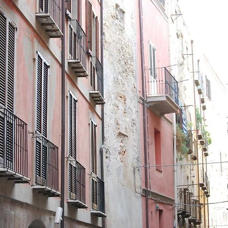 Suite Cagliari -99- Bagian luar foto